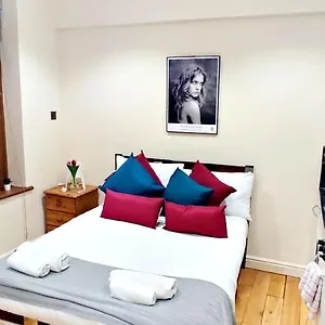  Habitación en casa particular White's Row Resident